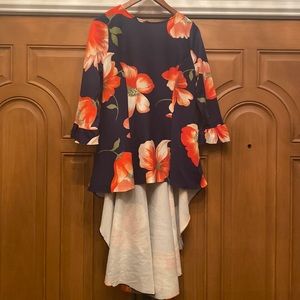 Gorgeous custom floral high low shirt Lg